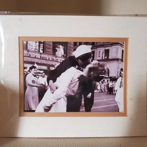 Kissing the War Goodbye Print